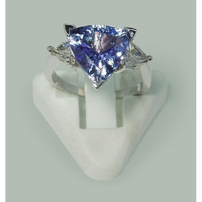 Three Stone Ring White Gold   Trilliant Cut Blue Diamond Gemstone Gemstone Ring
