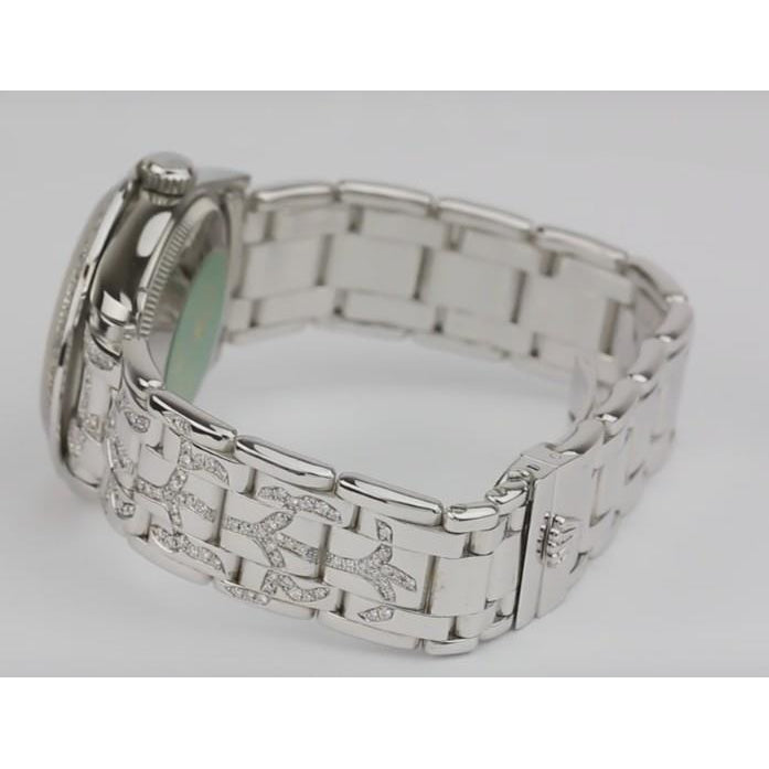 natural round diamond 10ct watch top view