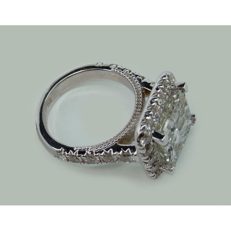 High Quality Unique Solitaire Ring with Accents White Gold 