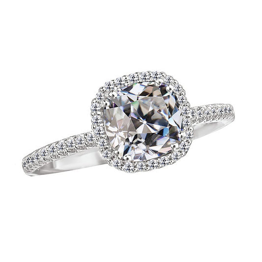 natural round diamond 8ct ring front view