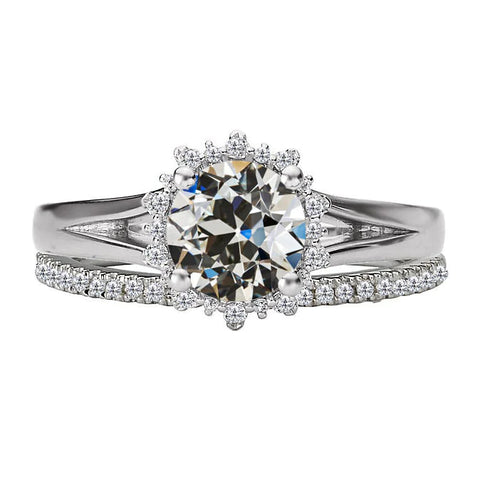 Custom Jewelry Halo Diamond Ring Set