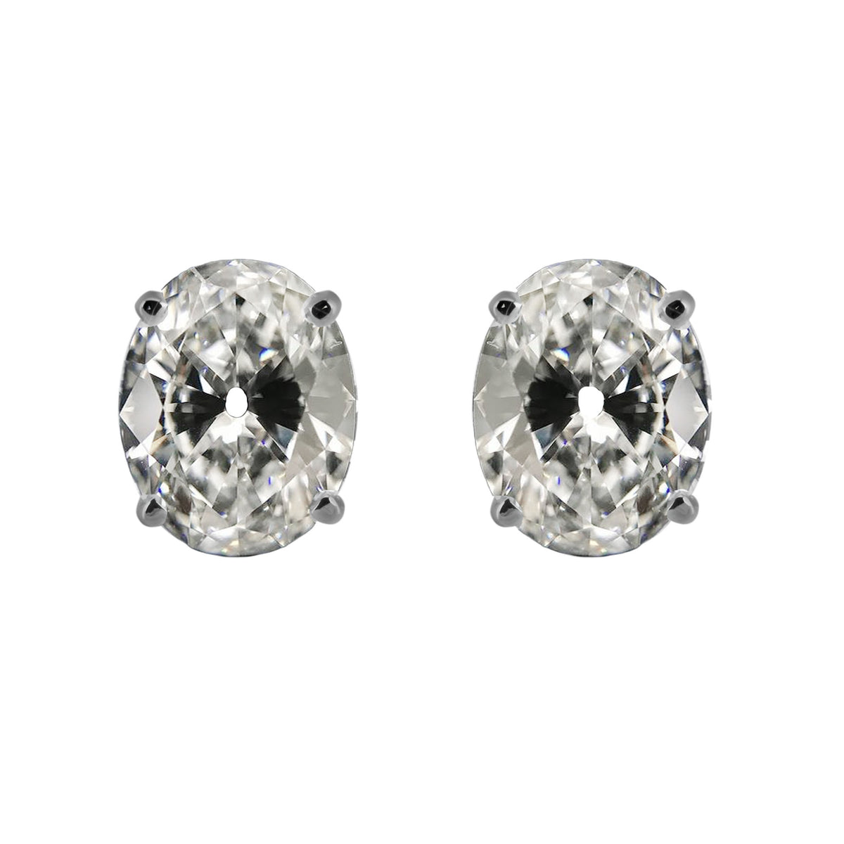 natural oval diamond 8ct earring front view