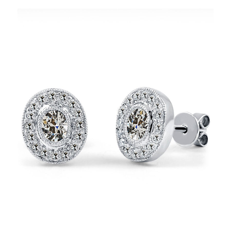 natural round diamond 4.50ct earring front view