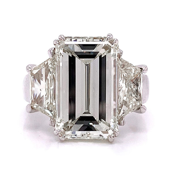 Emerald Trapezoid Big Diamond Three Stone Ring 9 Carats