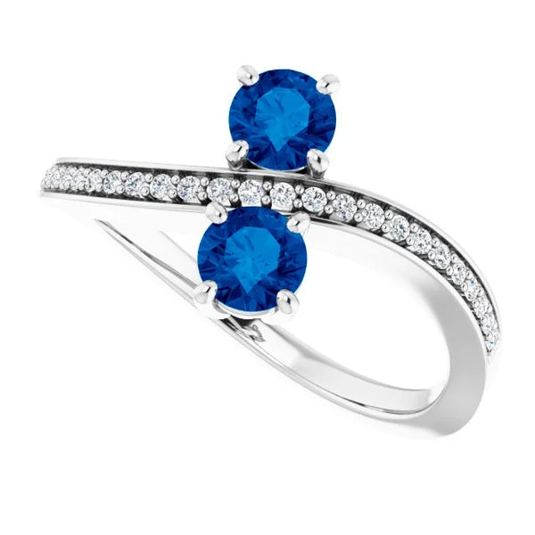 Best Style Toi et Moi Round Diamond And Blue Sapphire