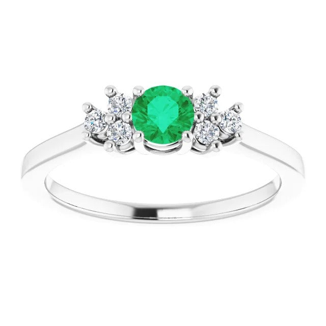 New Amazing  Solitaire Round Green Emerald Stone Gemstone Ring