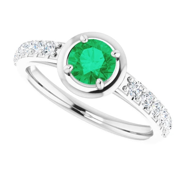 Gemstone Ring  Brilliant Sparkling  Green Emerald And Diamond Ring White Gold 