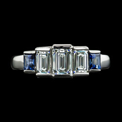 Real  Lady’s Engagement Ring Emerald Diamond & Ceylon Sapphires 8 Carats