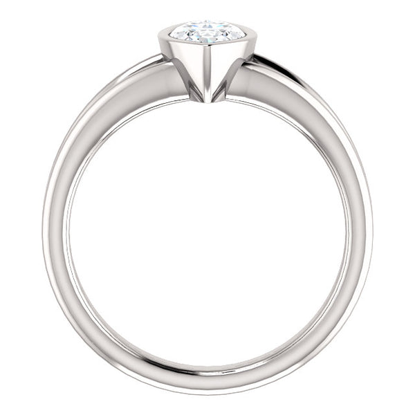 Woman's White Gold Weeding Anniversary Solitaire Diamond Ring 