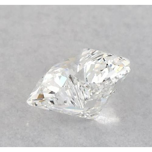natural heart diamond 2.75ct loose_diamond close up detail