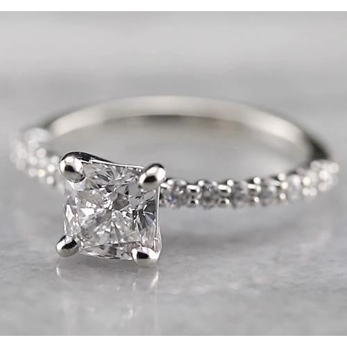 New Elegant Style  White Elegant Gold Diamond Solitaire Ring with Accents 