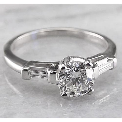 3 Stone Women's Diamond Engagement Ring