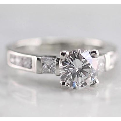 Solitaire Ring with Accents 3 Stone Round Diamond Engagement Ring White Gold 14K 1.50 Carats