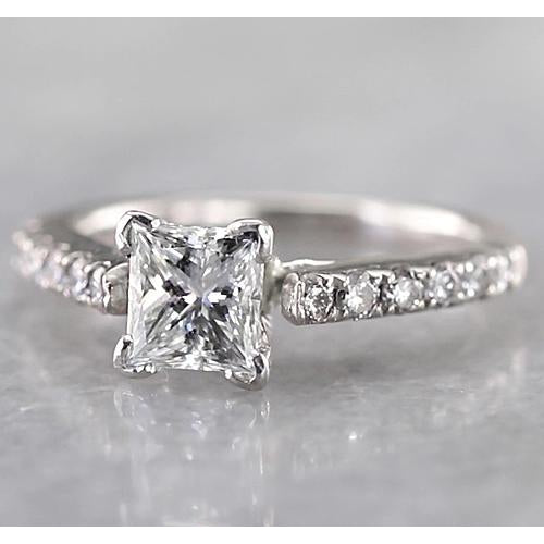 Ladies  Brilliant Engagement White Gold Diamond Solitaire Ring with Accents