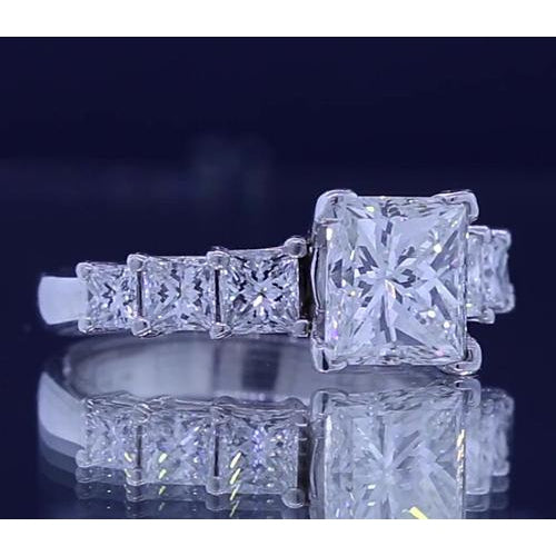     Natural Brilliant Engagement White Gold Diamond Accents