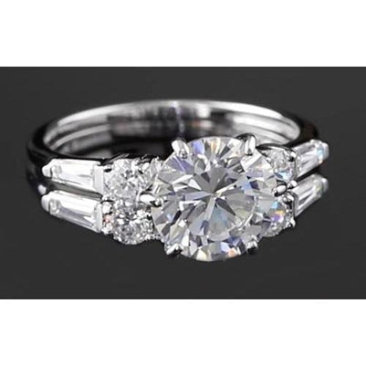 Sparkling Unique Lady’s Solitaire Ring with Accents White Gold Diamond  