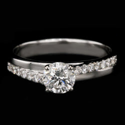 1.50 Ct Natural Earth Mined Diamond Engagement Ring