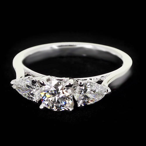  Three-Stone Diamond Ring 2 Carats