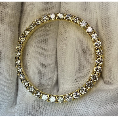 natural round diamond 5.4ct watch profile view