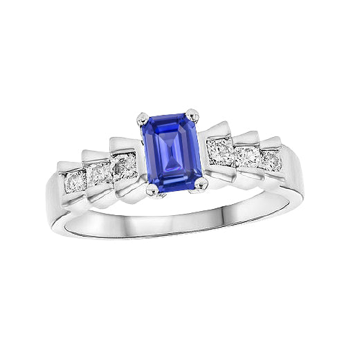 Anniversary Ring Emerald Light Blue Sapphire Lady’s  Style White Elegant Pleated Style