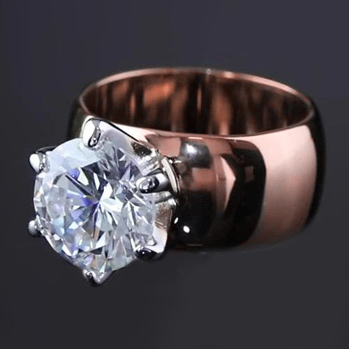 2,50 Carats Round Diamond Ring