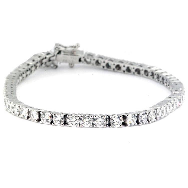 lab grown round diamond 6.60ct bracelet front view