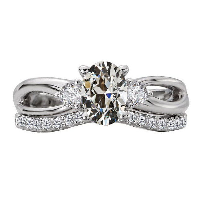 Round & Oval Old Cut Diamond Wedding Ring Set