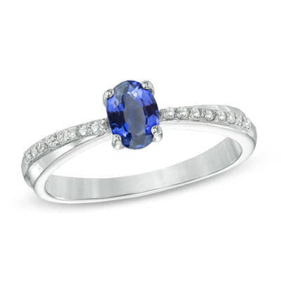  High Quality Fancy Sri Lankan Sapphire Oval Cut With Round Diamonds Ring