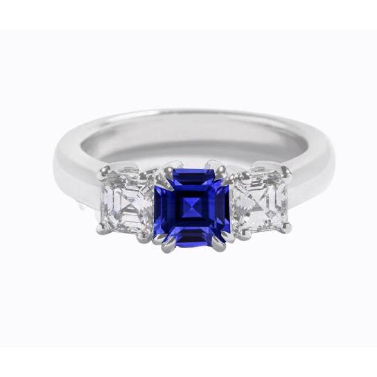 Ladies Brilliant Sparkling   Three Stone Ring Sapphire & Diamonds