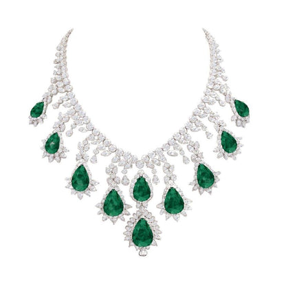 Big Green Emerald & White Diamonds 228.35 Carats Necklace New Gemstone Necklace
