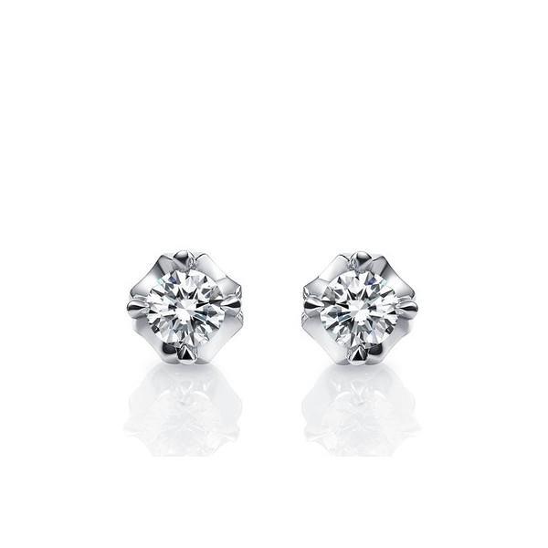 Gorgeous Brilliant Cut Brilliant Engagement White Gold Diamond Stud Earrings