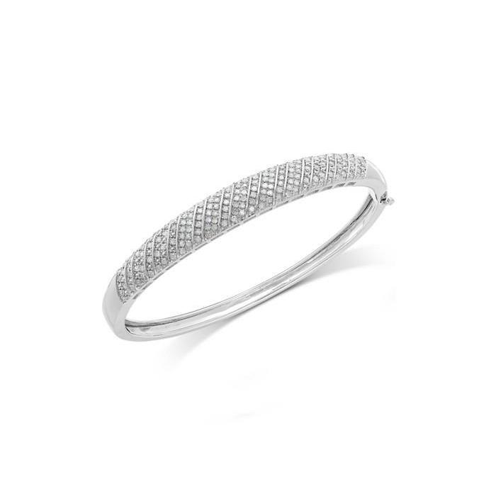 Gorgeous Small Round Cut 4.50 Ct Diamonds Bangle Bracelet White Gold Bangle