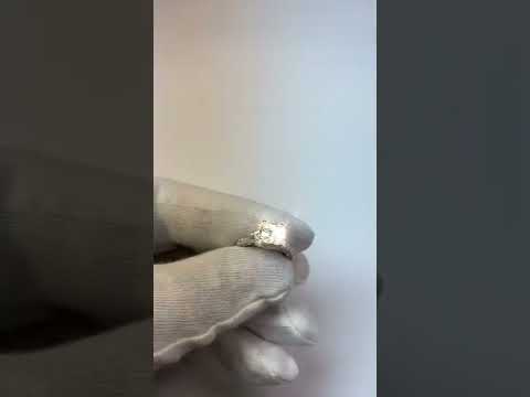 Antique Style  Lady’s White Gold Round Anniversary Solitaire Diamond Ring 