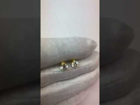 Yellow Lady’s  Style White Elegant Gold Diamond Stud Earrings