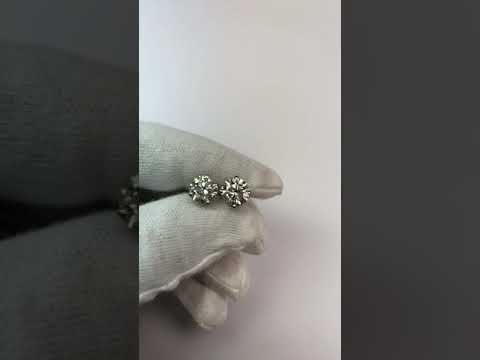 Sparkling Unique White Gold Sparkling Round Cut Diamonds Studs Earrings 