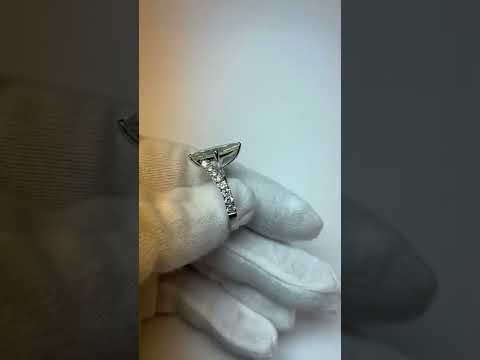 Marquise And Round  Diamonds Wedding  Gold White Solitaire Ring with Accents