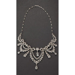 Ladies Necklace With Chain 39 Ct Sparkling Diamonds White Gold 14K