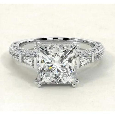 New Style  Diamond Engagement Platinum Round Diamonds Solitaire Ring with Accents