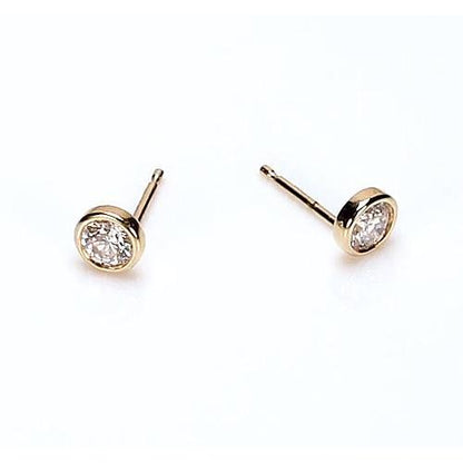 Round Bezel  Natural Lady’s Vintage Style White Gold Diamond  Stud Earrings