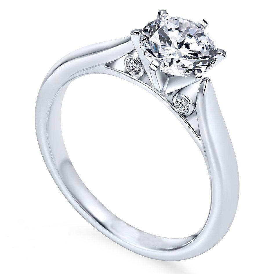 Six Claws Lady’s Fancy Wedding Engagement White Gold Diamond Solitaire Ring 