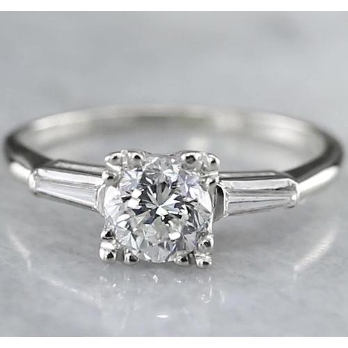 Round Diamond Three Stone Ring Baguettes F Vs1 Vvs1 White Gold 14K 1.50 Carats Three Stone Ring