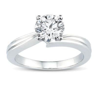 New Quality Wedding Solitaire White Gold Diamond Anniversary Ring 
