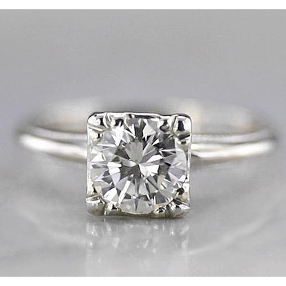 Sparkling Unique Lady’s Solitaire White Gold Diamond Ring 