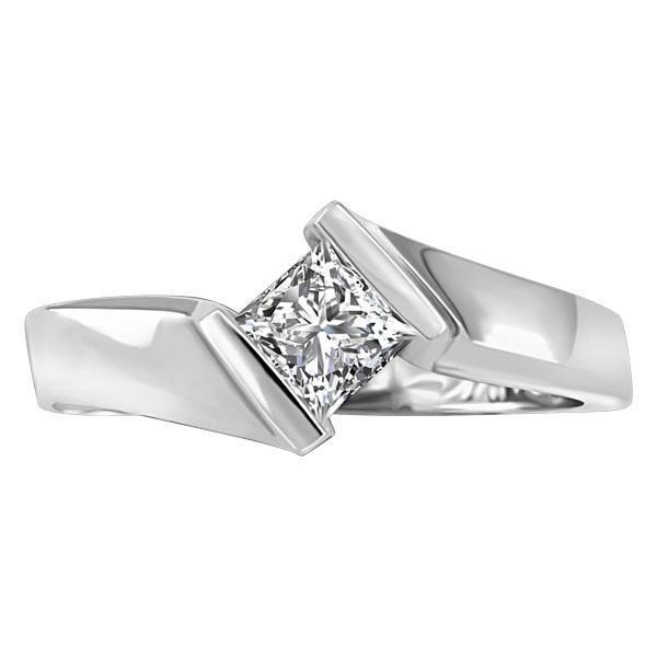  Fancy Lady’s Sparkling Vintage Style White Gold Diamond  Solitaire Ring