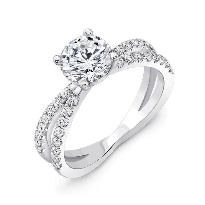 Sparkling Round Brilliant Engagement White Gold Diamond Solitaire Ring with Accents