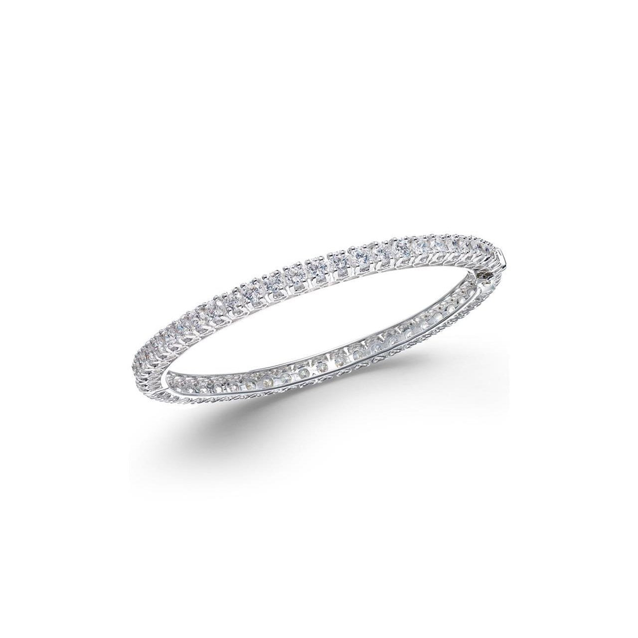 White Gold 14K Sparkling Round Cut 8.00 Carats Diamonds Lady Bangle Bangle