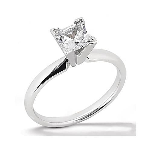  Lady’s Elegant Sparkling Unique Solitaire White Gold Diamond Ring 